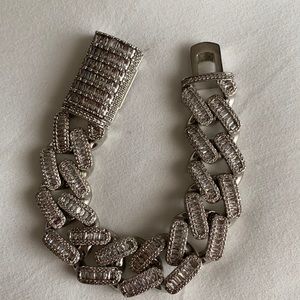 Nice classy bracelet